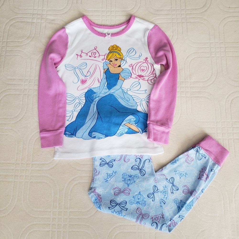 Disney pajamas size 3